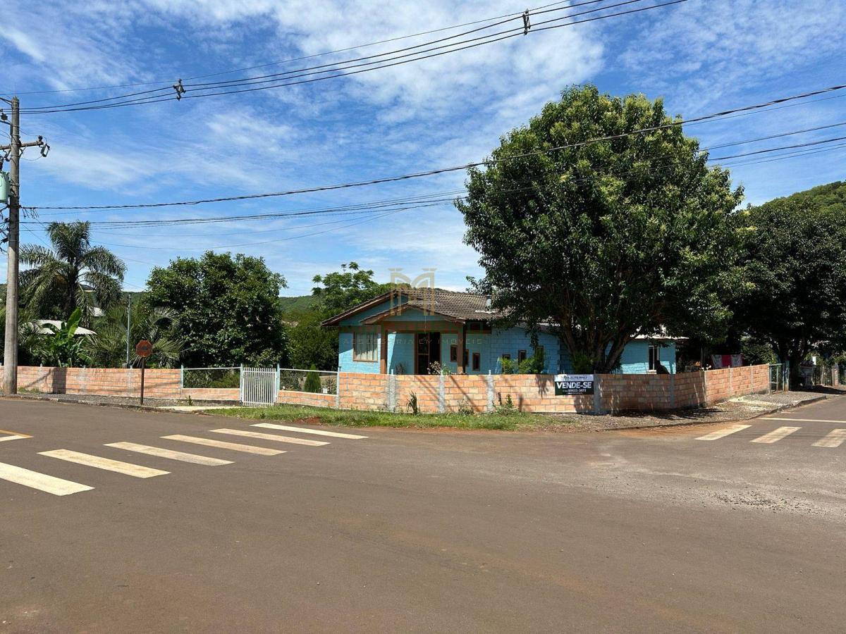 CASA À VENDA EM CACIQUE DOBLE - Muliterno Assessoria em Imóveis  44.427.652/0001-82