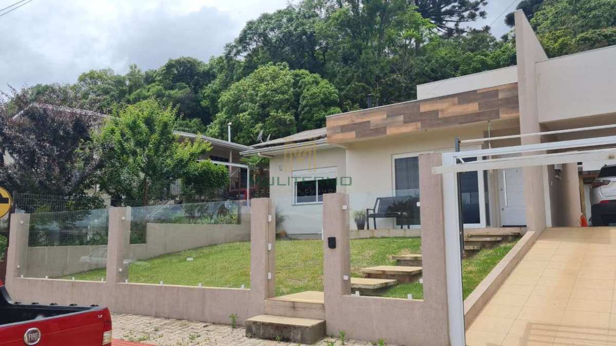 CASA Á VENDA EM SÃO JOSÉ DO OURO