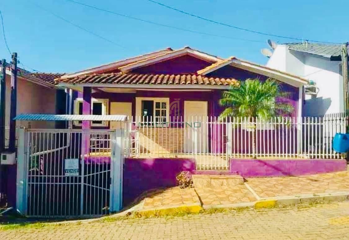 CASA Á VENDA EM TAPEJARA RS