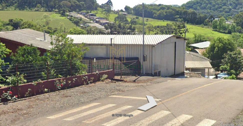 CASA COM PAVILHÃO - Muliterno Assessoria em Imóveis  44.427.652/0001-82