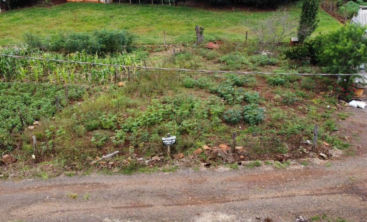 TERRENO À VENDA