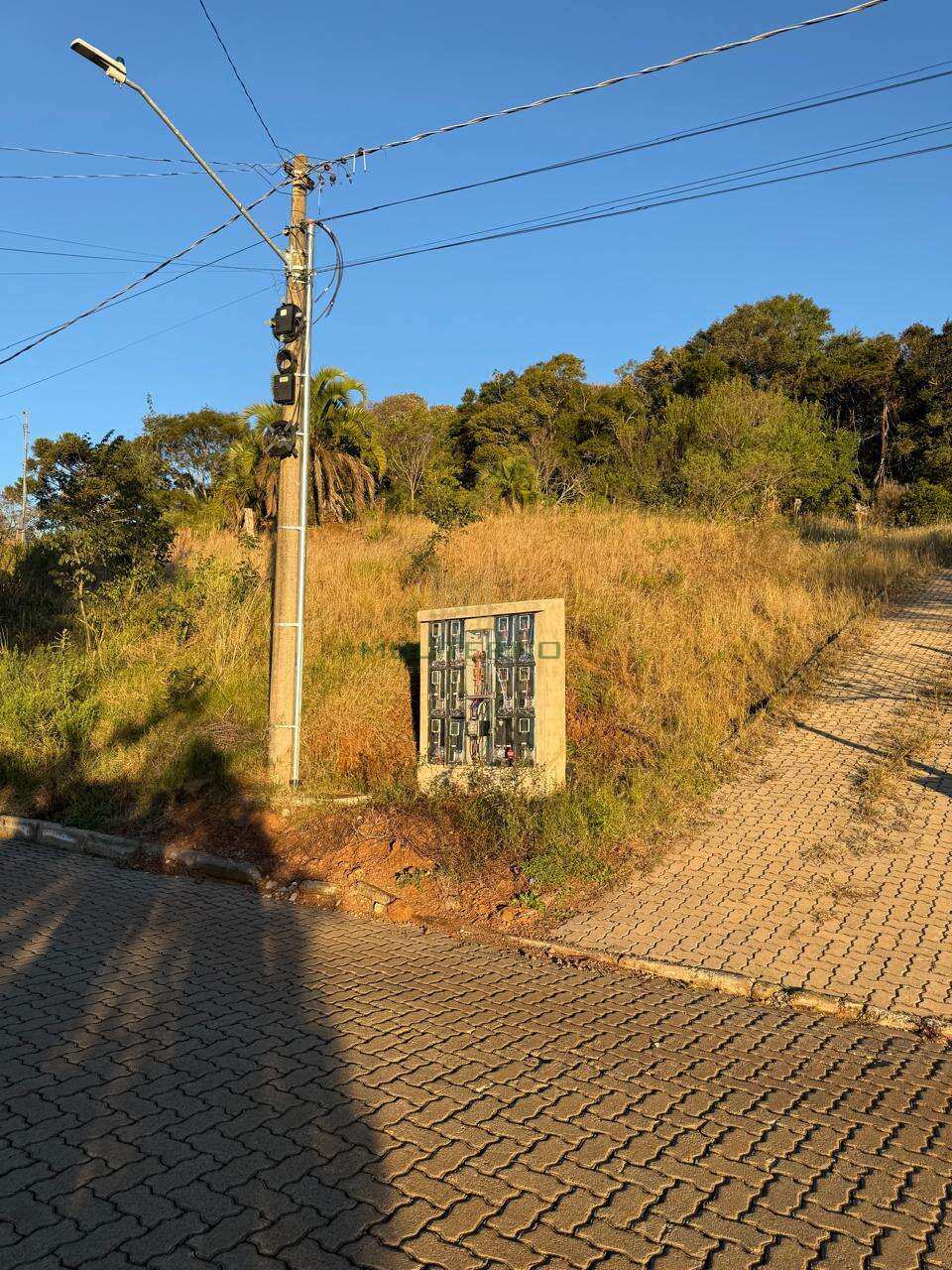 TERRENO Á VENDA - Muliterno Assessoria em Imóveis  44.427.652/0001-82